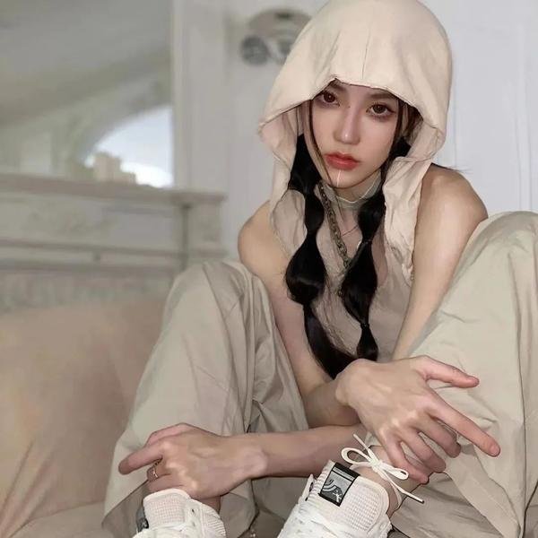 潜藏敌影